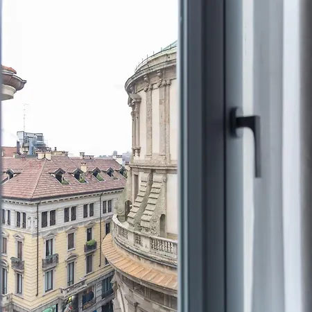 The Best Rent - Spacious And Renovated Two-Bedroom Apartment Downtown Milan Exterior photo